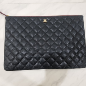 샤넬 캐비어 클러치