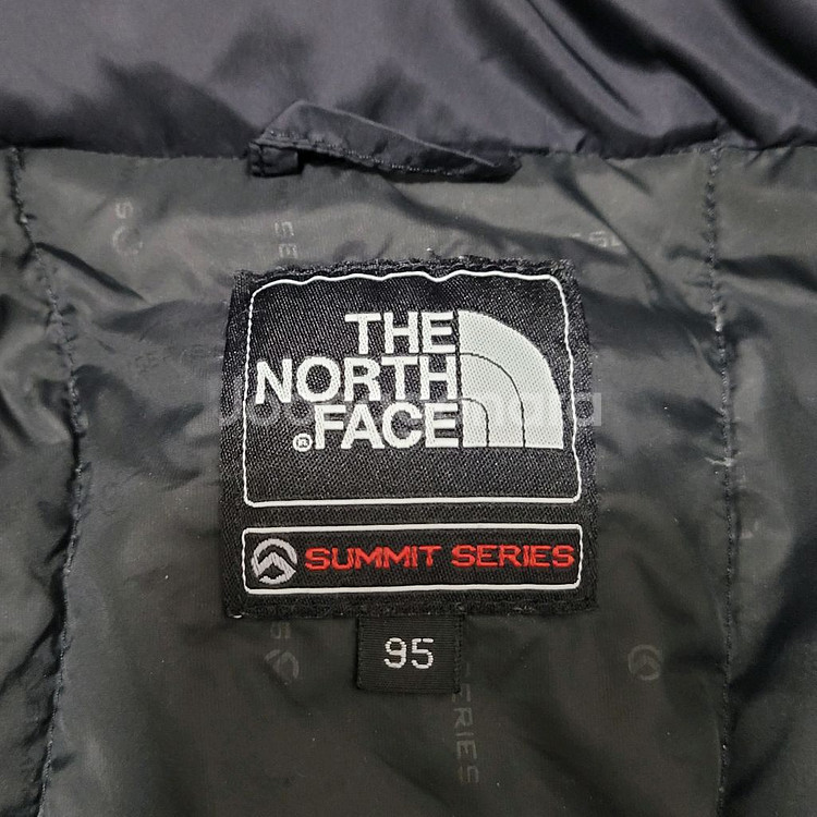 노스페이스 눕시 다운 패딩 점퍼--6