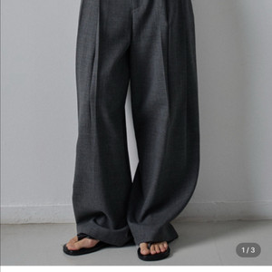 파사드패턴 투턱 썸머울 팬츠 차콜 s사이즈