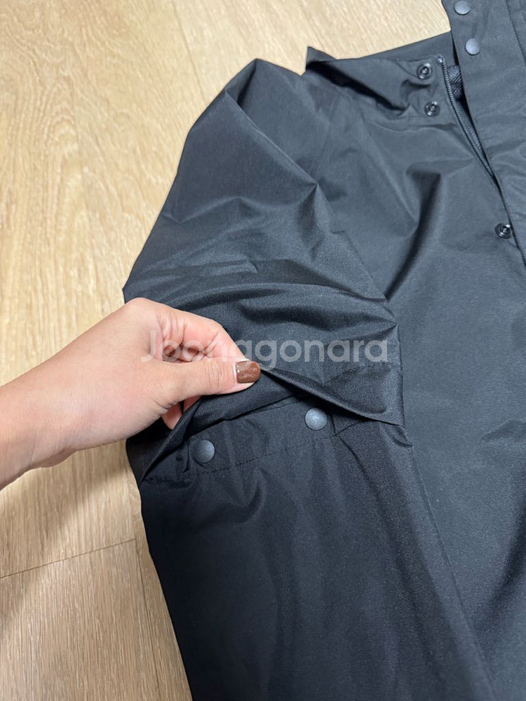 타이틀리스트 바람막이겸 비옷 M사이즈 여성용--1