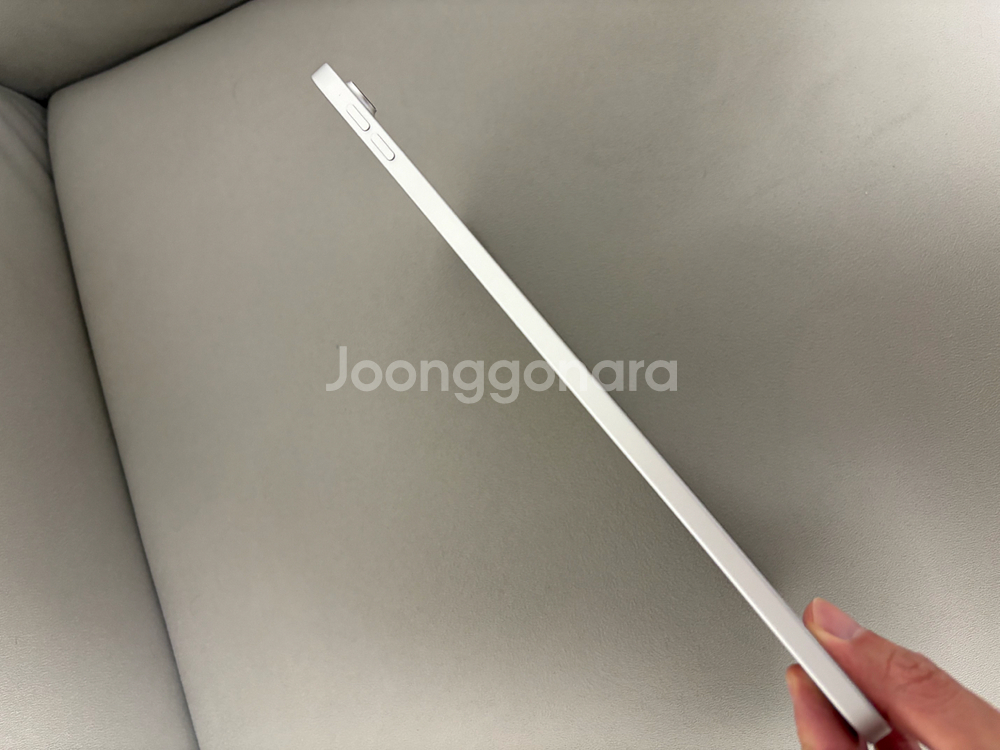 아이패드 11세대 A16 실버 128Gb--3