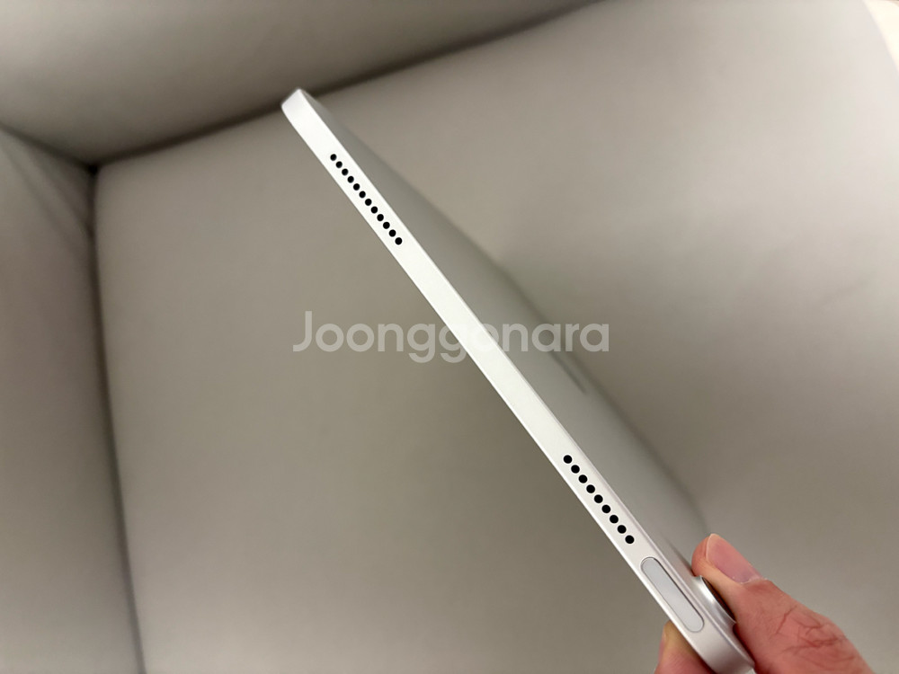 아이패드 11세대 A16 실버 128Gb--2