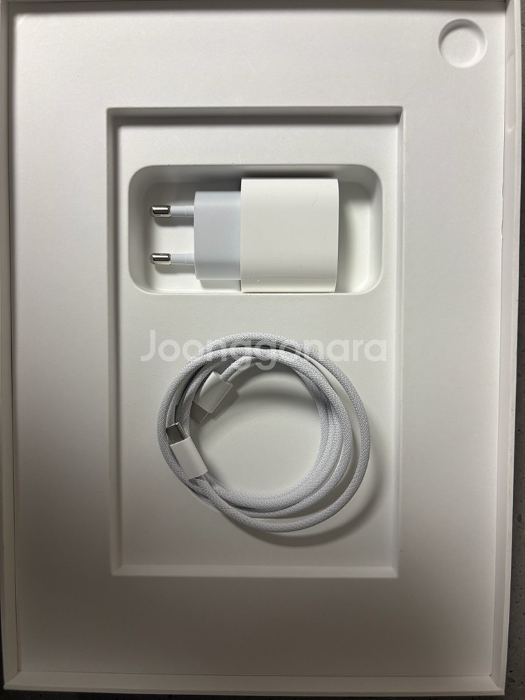 아이패드 11세대 A16 실버 128Gb--6