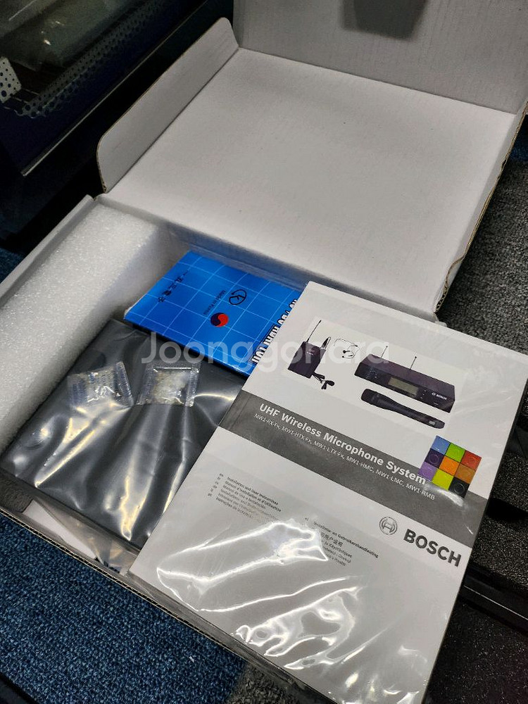 보쉬 LHF 무선 마이크 세트--2