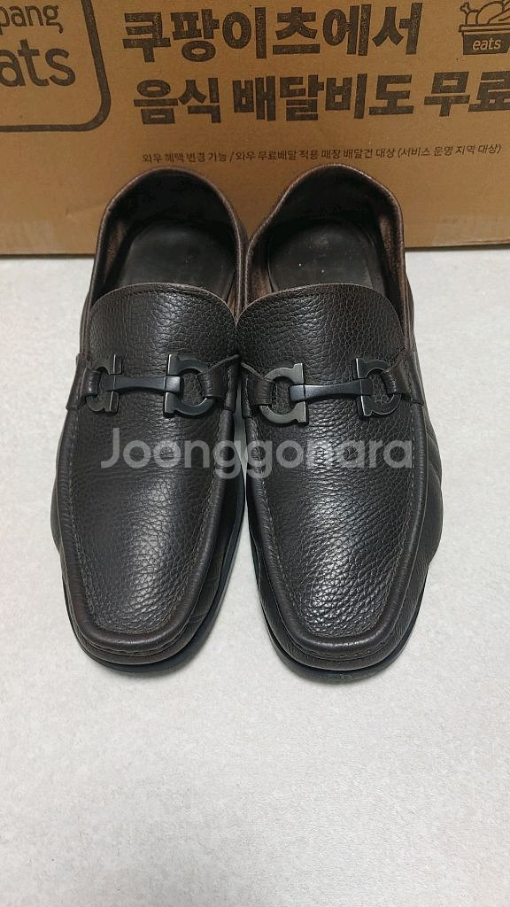페라가모 간치니로퍼 정품 8 1/2 EEE(275)--0