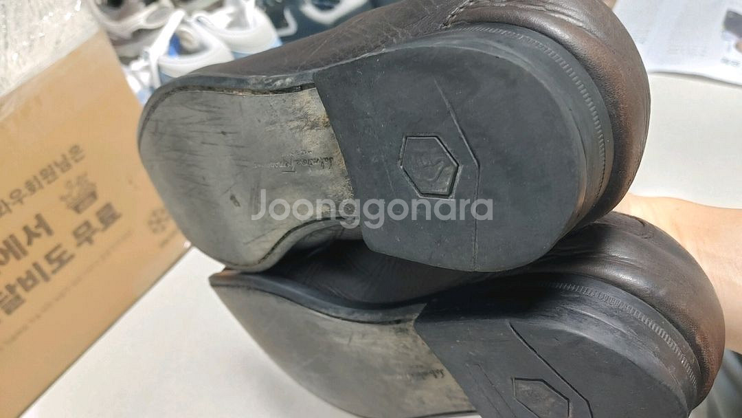 페라가모 간치니로퍼 정품 8 1/2 EEE(275)--3