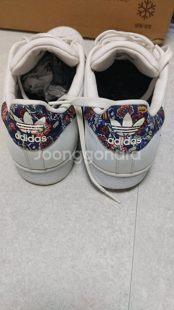 아디다스 슈퍼스타 스니커즈 260--4