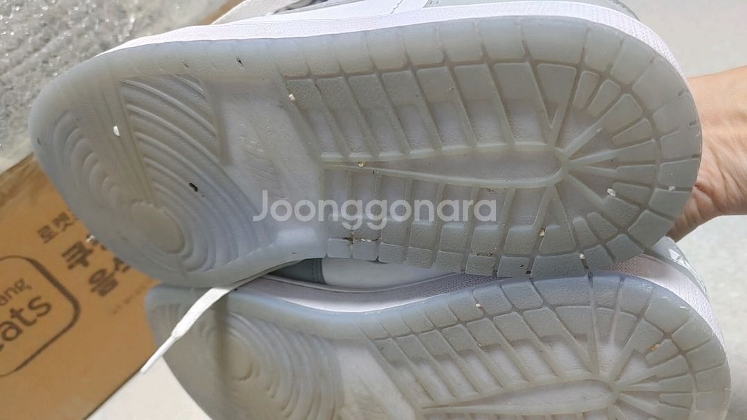 나이키 에어조던1 로우 그레이화이트275--3