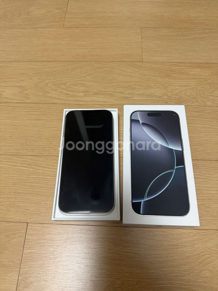 아이폰 16프로 512 화이트 (s급) 팝니다--0