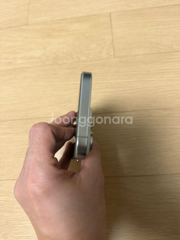 아이폰 16프로 512 화이트 (s급) 팝니다--5