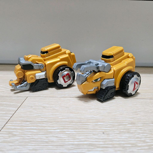 다이노코어 얼티밋 트리 어택커, 얼티밋 매머드 어택커 판매합니다.