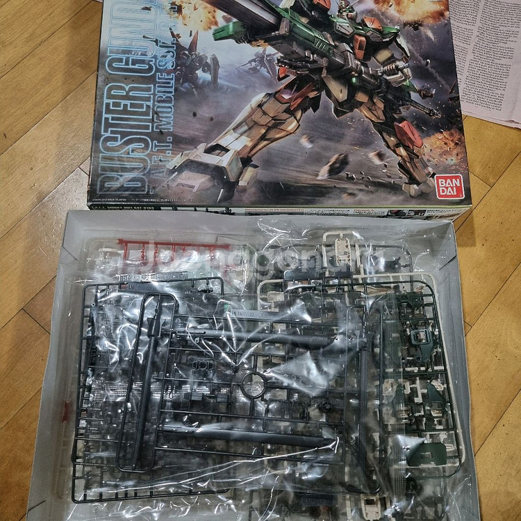 mg 버스터 건담--0