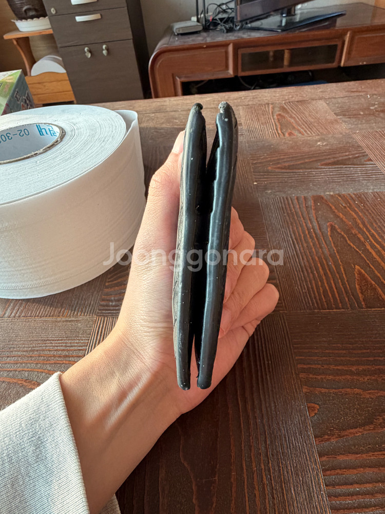 보테가베네타 인트레치아토 반지갑 팝니다--4