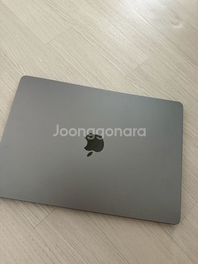 맥북에어 M2 15 8GB / 256GB / 스페이스그레이--1