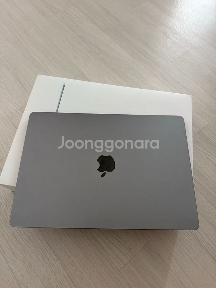 맥북에어 M2 15 8GB / 256GB / 스페이스그레이--0