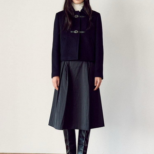 [1회 착용] 구호플러스 네이비 숏코트 1 사이즈 판매