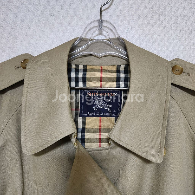 버버리 트렌치코트 여100--2