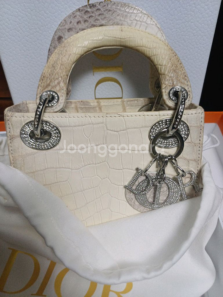 디올 레이디백 미니 히말라야 닐로티쿠스 제작--0