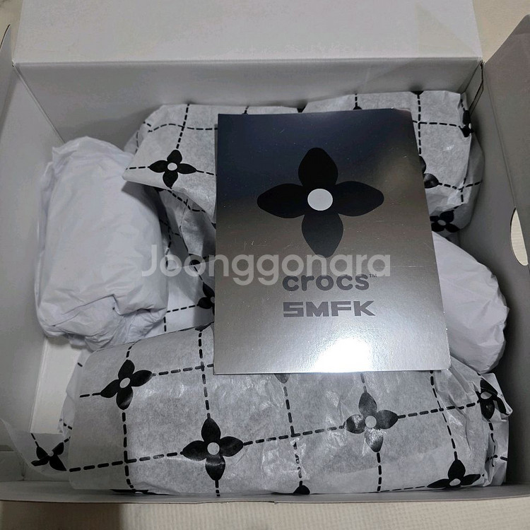 크록스xSMFK 콜라보 클로그 블랙글리터220--2