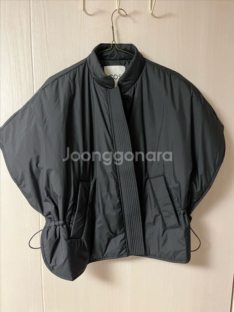 전국품절 COS 코스 패딩 베스트 패딩조끼 상태최상--0