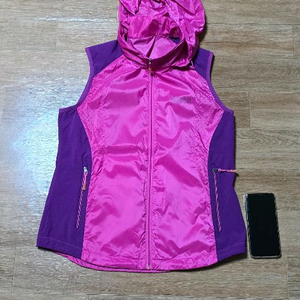 여.85-90) 코오롱 여성 등산 조끼,트레킹 아웃도어 (경량급)