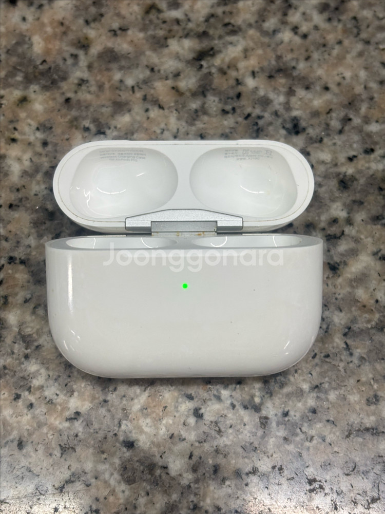 에어팟프로1 본체 상태굿굿 급처!!--1