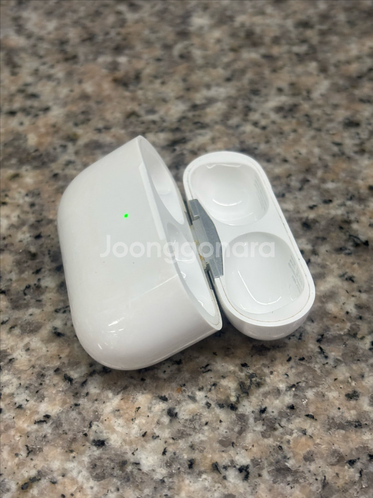 에어팟프로1 본체 상태굿굿 급처!!--2