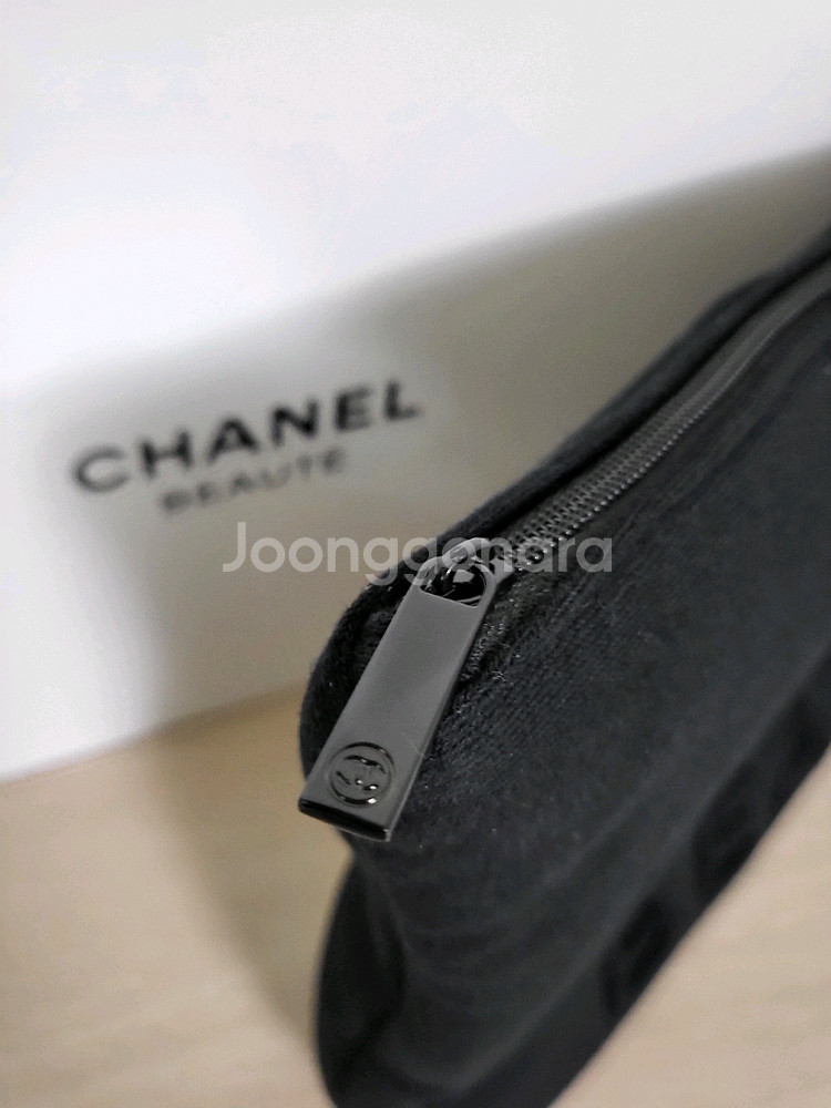 샤넬 뷰티 클러치백--2