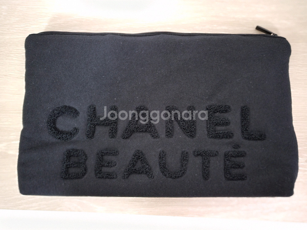샤넬 뷰티 클러치백--3