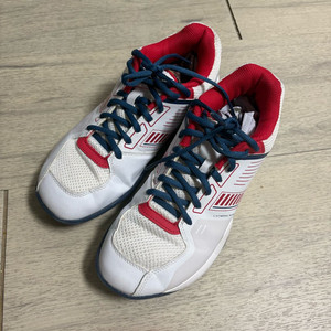 요넥스 배드민턴 신발 250사이즈