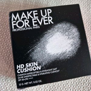 메이크업포에버 HD쿠션 새것