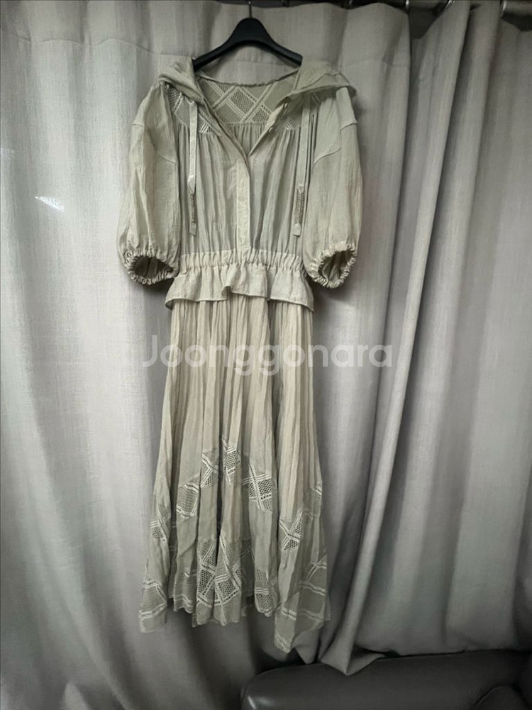 오브제 플리츠 후드 원피스--6