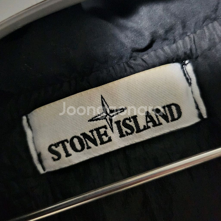 20FW 스톤아일랜드 크링클랩스 후드 패딩 M--4