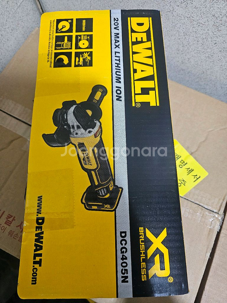 디월트 무선 그라인더 DCG405N 본체 택포--0