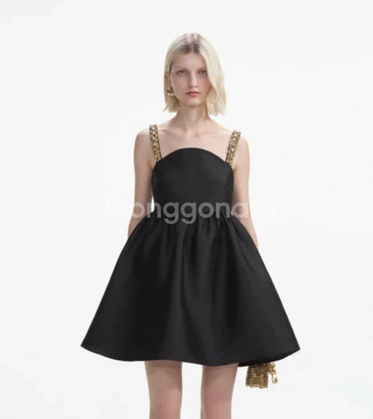 [새상품] 셀프포트레이트 원피스 ( 산드로 마쥬 비비안웨스트우드 로저비비에 시에--1