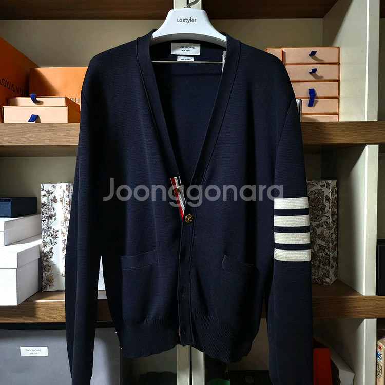 톰브라운 밀라노스티치 금장 가디건 2사이즈--0