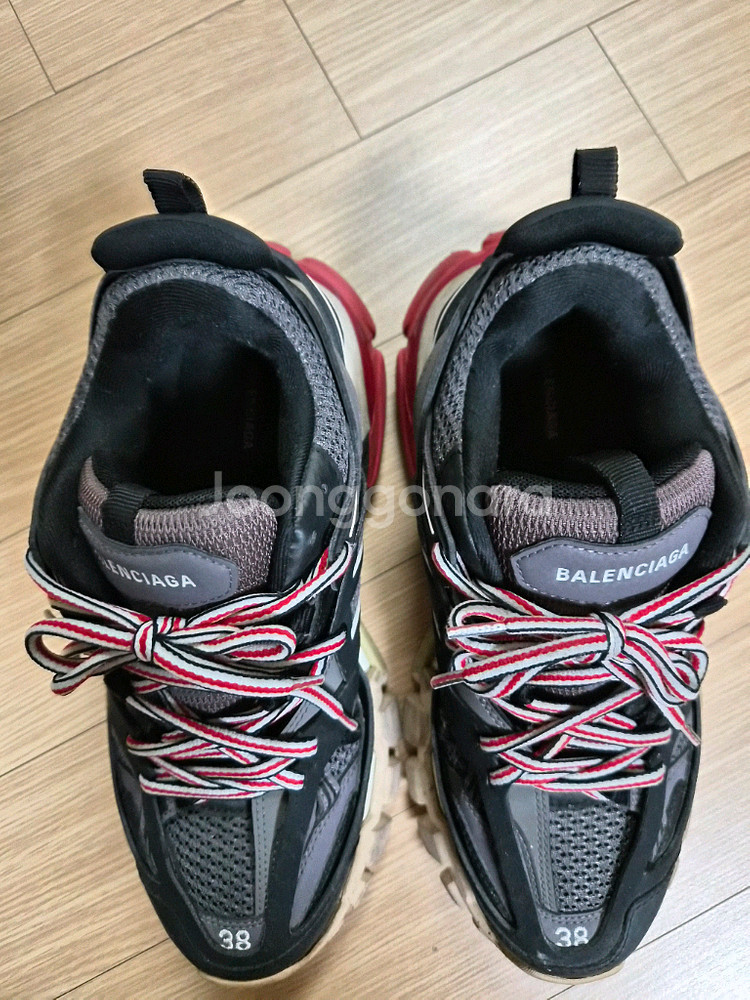 발렌시아가 트랙 스니커즈 38사이즈 250--1