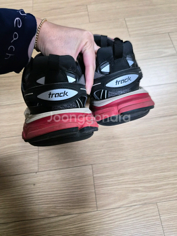 발렌시아가 트랙 스니커즈 38사이즈 250--2