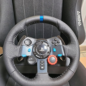 로지텍 G29 레이싱휠 세트 팝니다