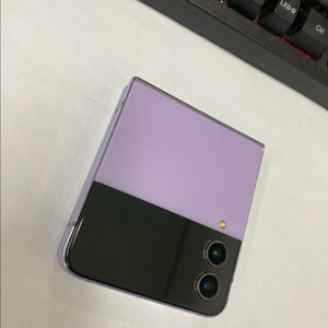 KT 갤럭시Z플립4 퍼플 외관깨끗 256G 무잔상