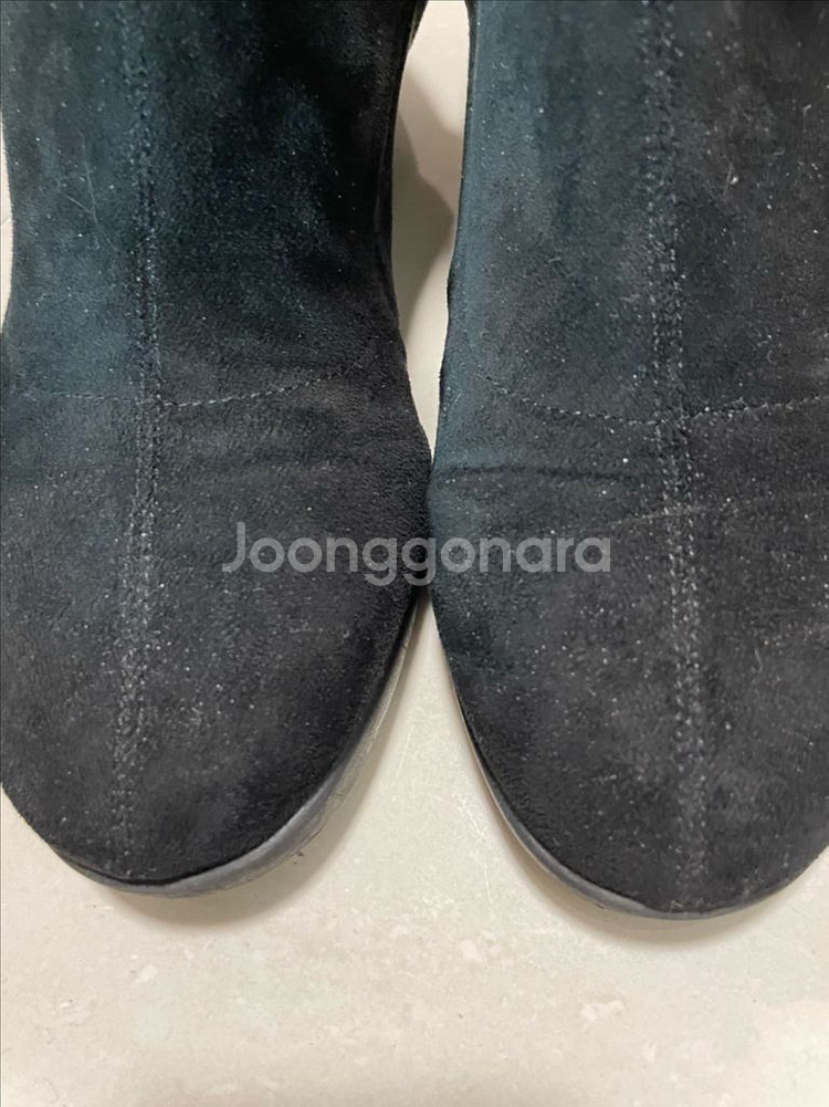 여성 앵글부츠 / 235사이즈--1