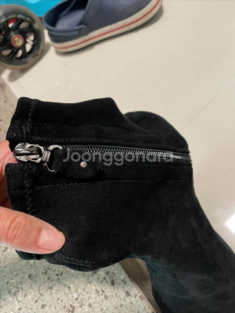 여성 앵글부츠 / 235사이즈--2