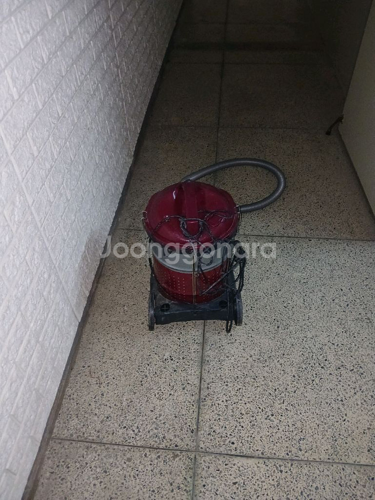 유선. 청소용 진공청소기--1