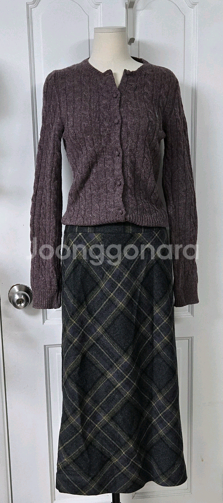 폴로 랄프로렌 케이블 니트 가디건 아쿠아스큐텀 체크스커트--0