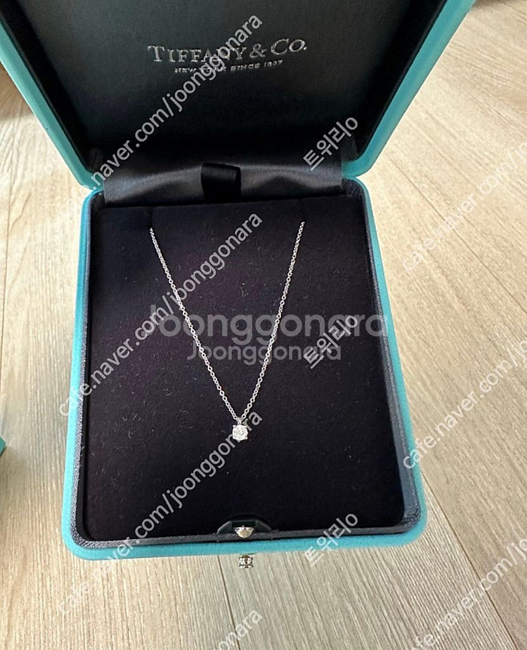 티파니앤코 솔리테어 목걸이 0.18캐럿--2