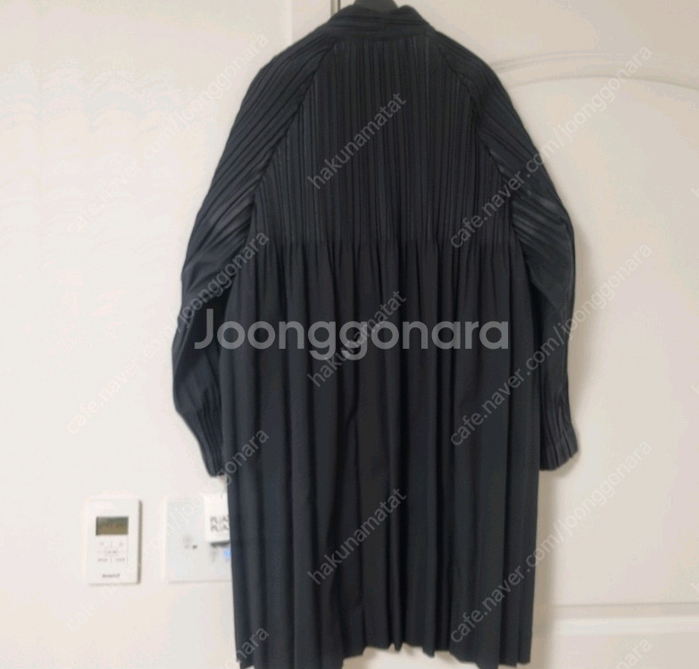 이세이미야케 플리츠플리즈 스무스롱코트 블랙 3사이즈 새상품--2