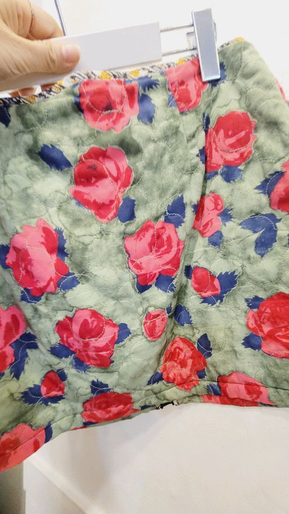 플리츠 니트 블라우스--7