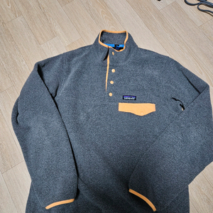 파타고니아 신칠라 니켈 비비드 m 아노락 플리스 후리스 맨투맨