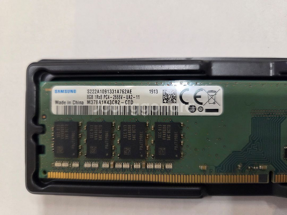 삼성 DDR4-2666 8GB 메모리 단면--1