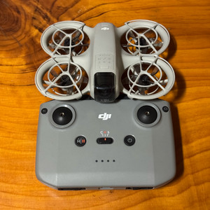 DJI Neo